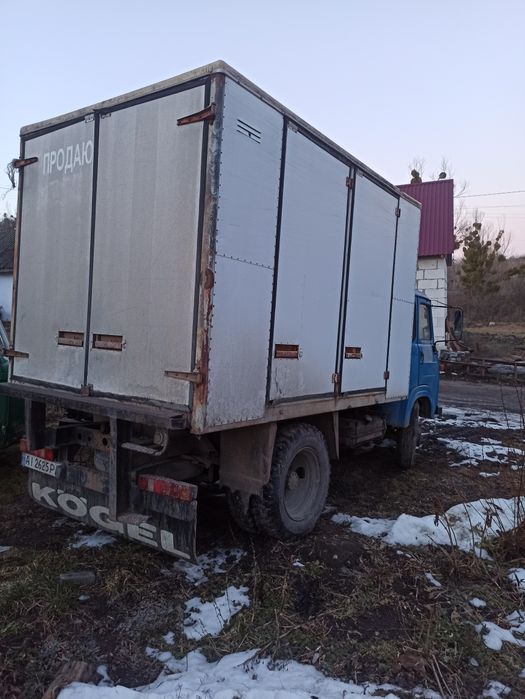 Авіа вантажний автомобіль