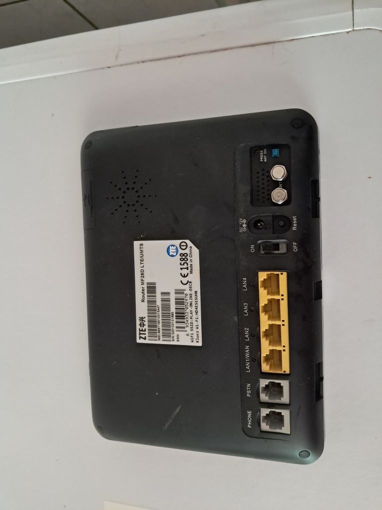 Router ZTE MF 28 D