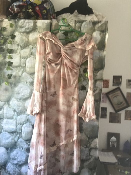 Vestido longo com corte diagonal