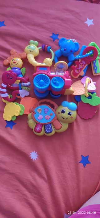 Продам детский игрушки-погремушки