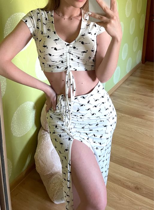 Ефектний літній костюм топ+спідниця