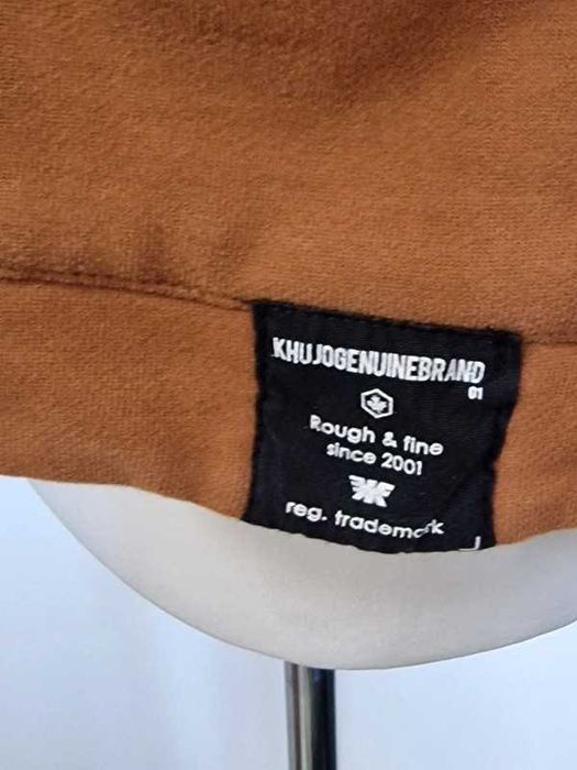 Khujo bluza damska karmelowa z kapturem na suwak. Rozmiar 36/S