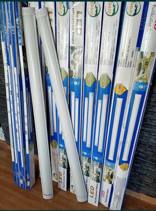 5x Lampa do garażu, natynkowa