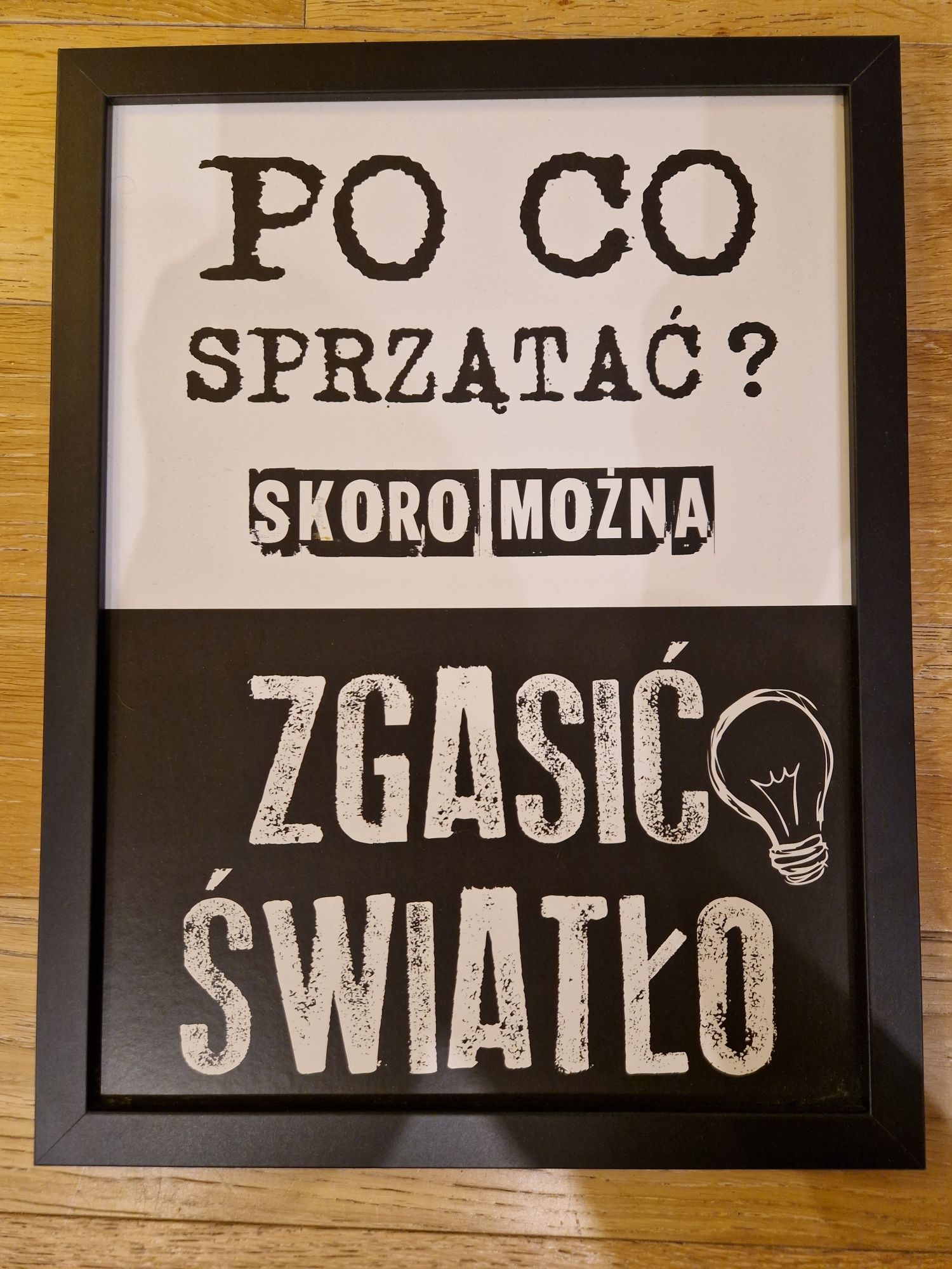 Ramka z napisem,  motto, sentencja Biało czarna