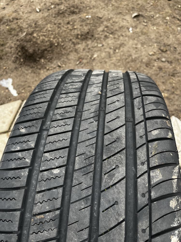 Шини kumho 245/50 r 18