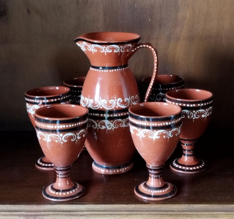 Conjunto de loiça tipica portuguesa de barro