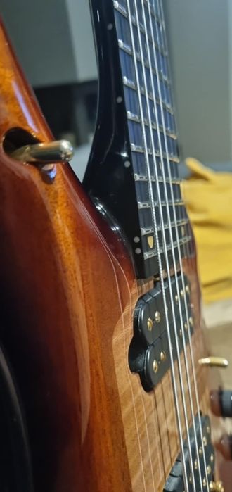 Music Man Majesty 7 20th Anniversary Honey Butter Burst