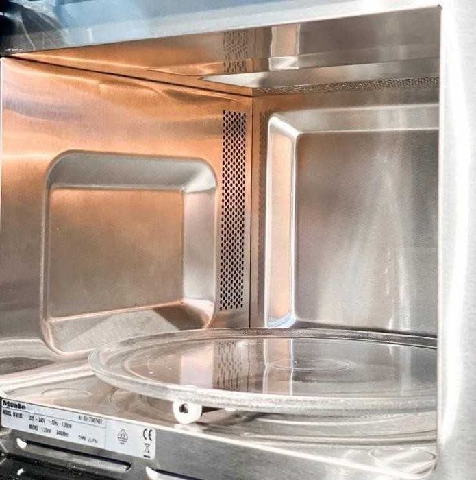 Вбудована мікрохвильова піч Miele M 8151-2 - CleanSteel Міле