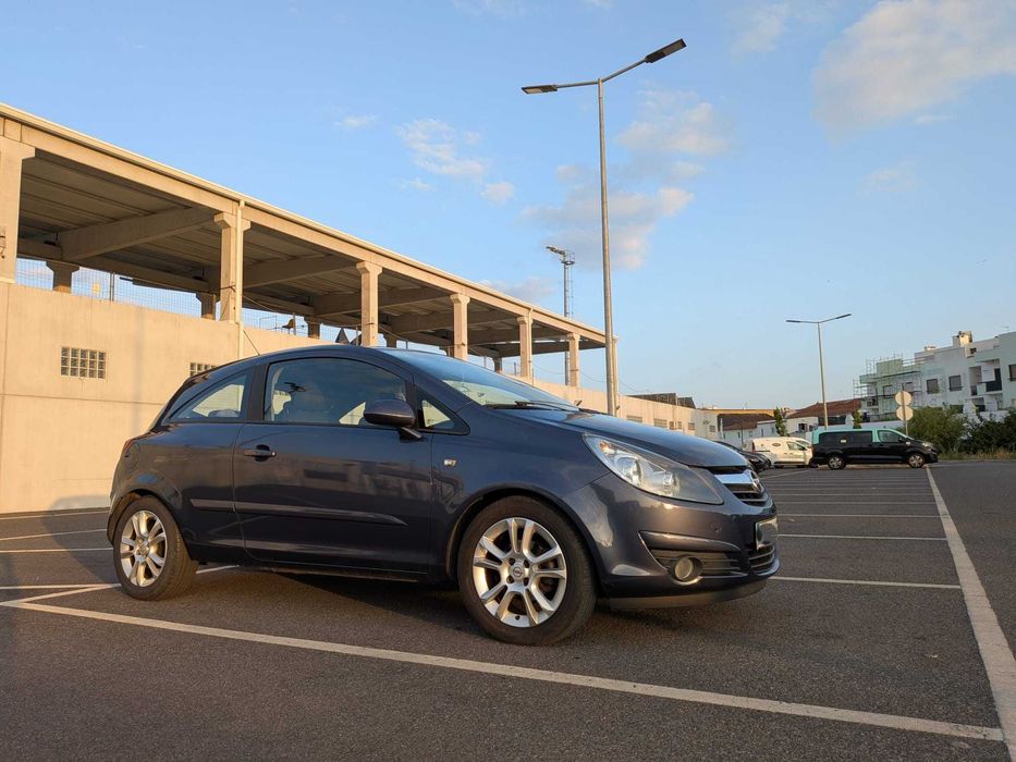 Opel Corsa D 1.2 Twinport - Sport