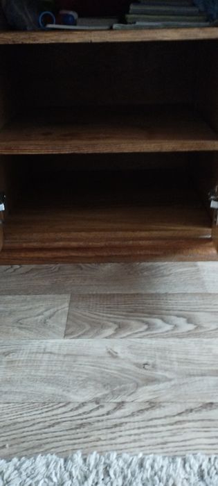 Продаю тумба под телевизор