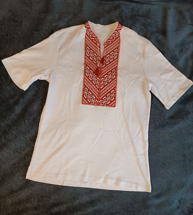 Нова чоловіча вишита футболка, вишиванка біла