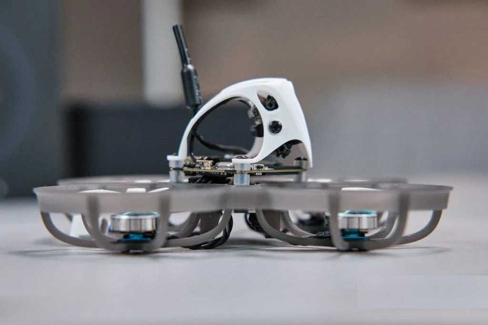 Meteor75 pro HD o4 1s ERLS 2.4 Цифровий вупчик для комфортних польотів