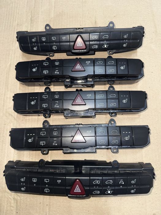 Блок кнопок з підігрівом сидінь на Mercedes-Benz VITO/Viano W639.