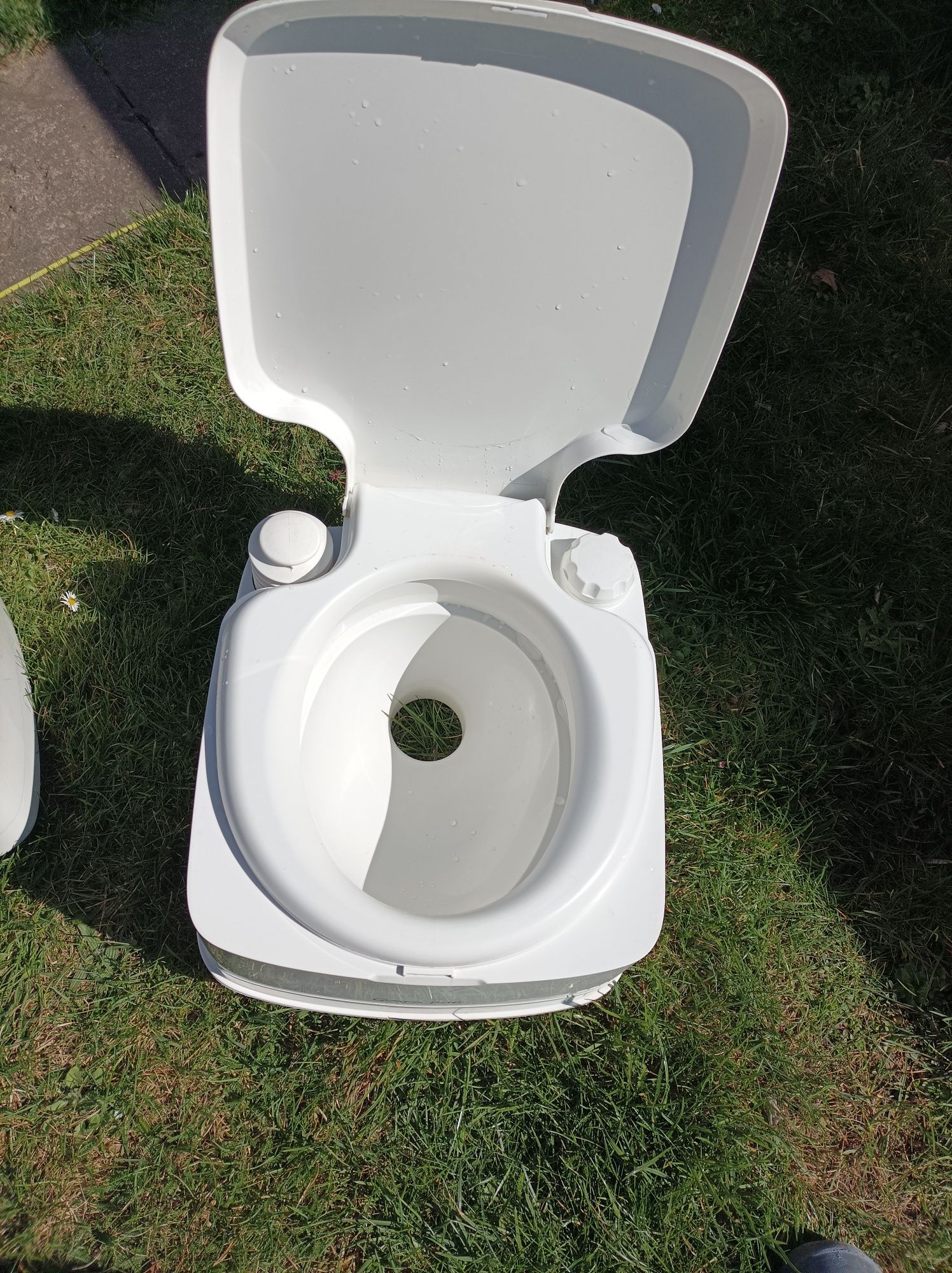 Sprzedam toaletę WC mobilne