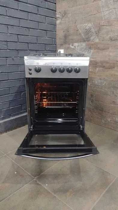 Продаю газову плиту нержавійка AEG 47645 доставка гарантія недорого бу