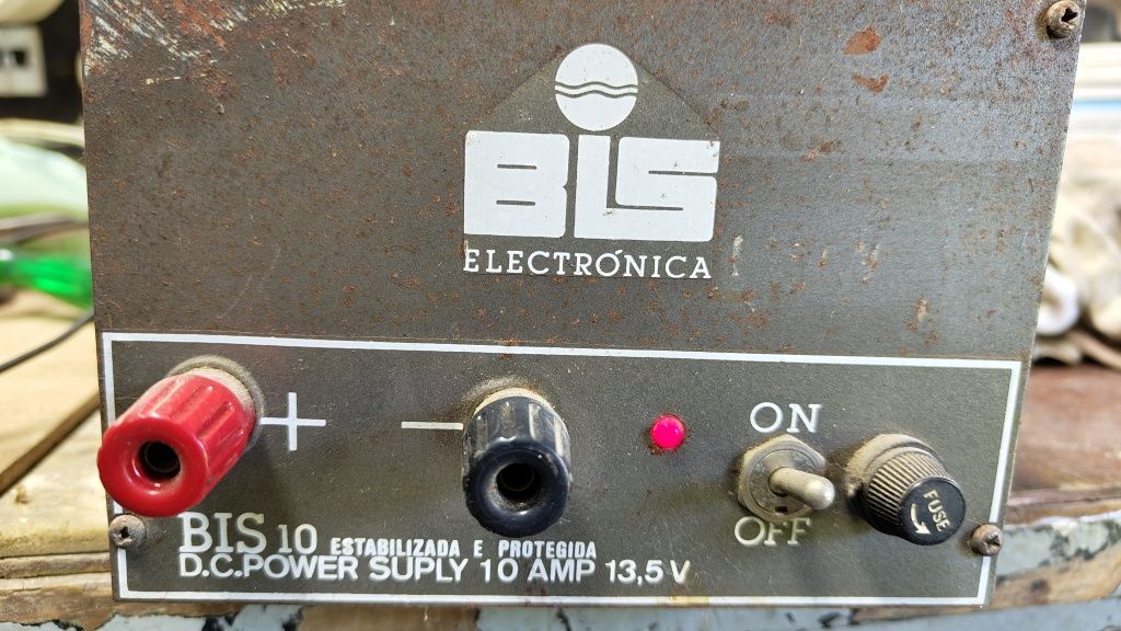 Fonte de alimentação Transformador 220v to 13,5v