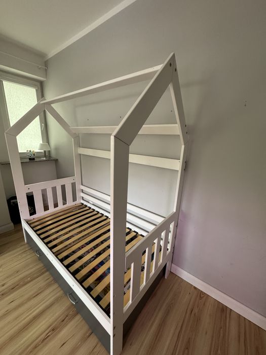 Sprzedam łóżko domek dla dziecka