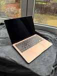 Złoty MacBook Air 13" M1 2020 | 8GB RAM | 256GB SSD