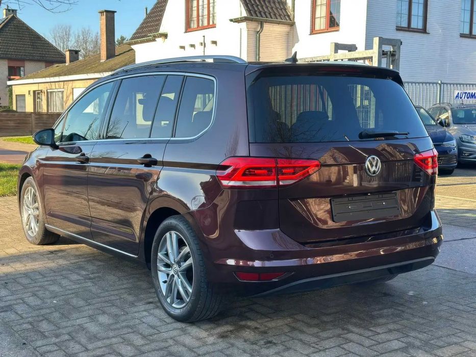 Volkswagen Touran      2019
