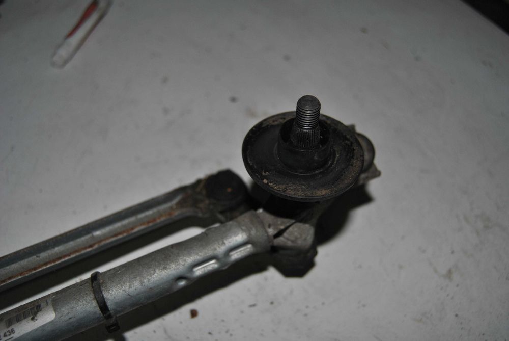 Mechanizm wycieraczek Astra J 2011r
