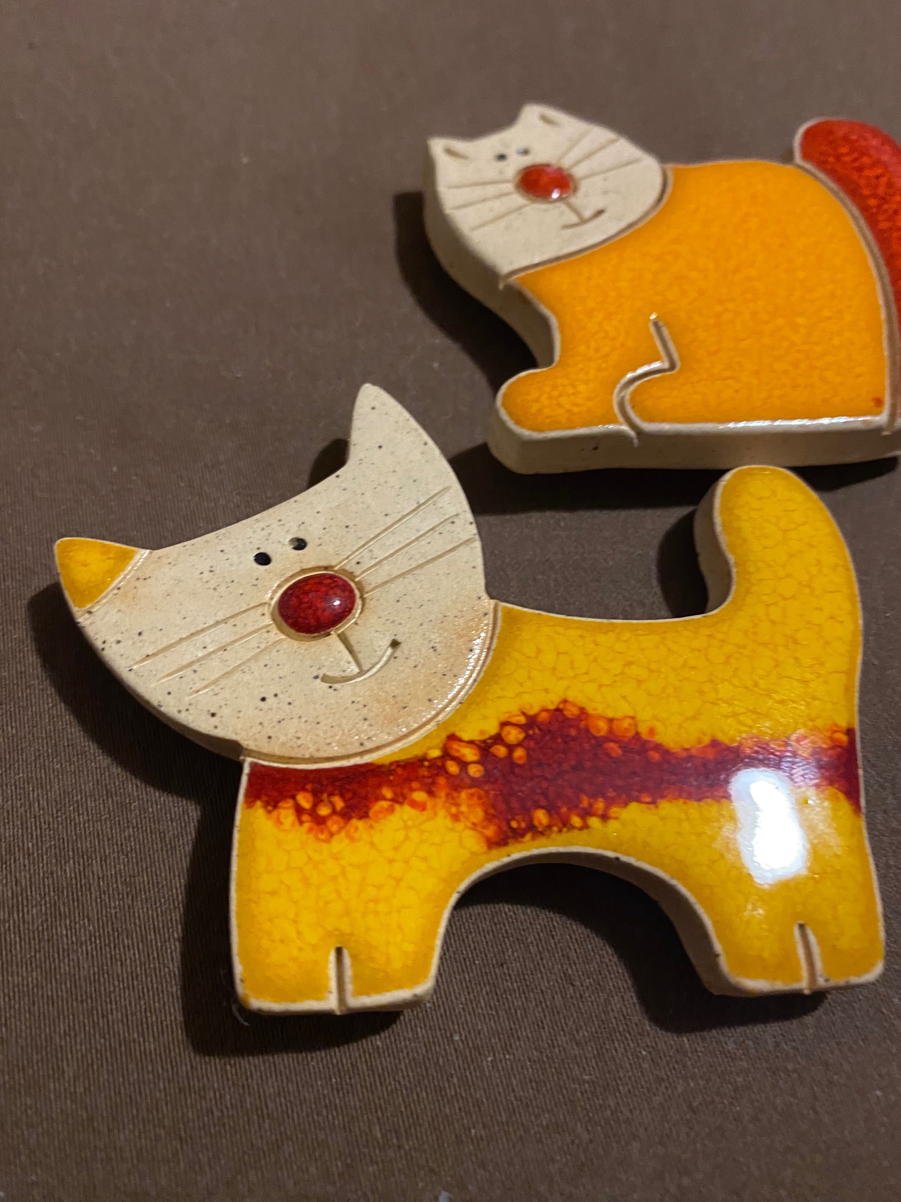 Ceramiczne magnesy na lodówkę koty