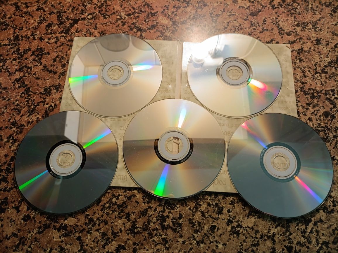 Baldurs Gate gra na PC 5 CD