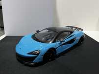 McLaren 600LT 1:18 (Descrição)