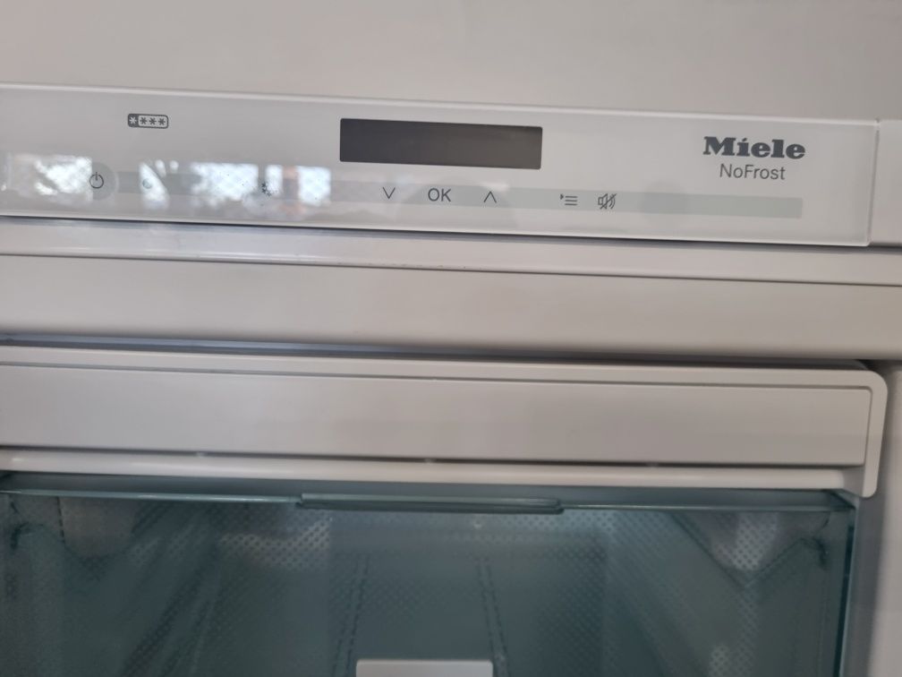 Zamrażarka Miele FNS 37402 i do zabudowy