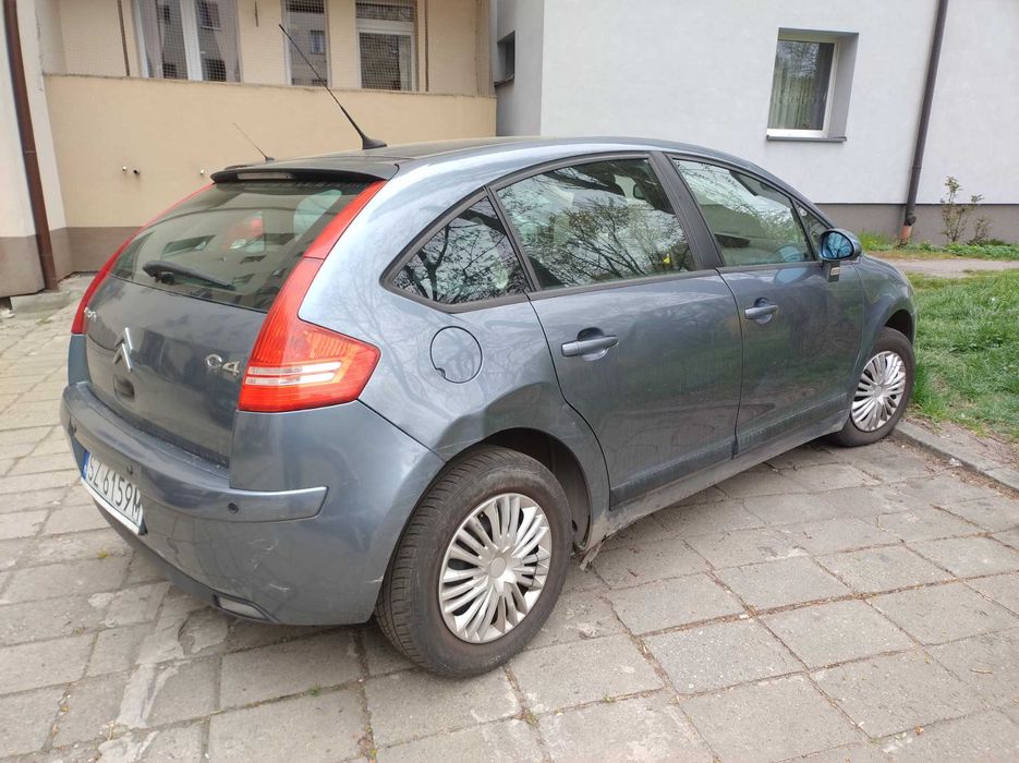 Opony letnie 195/65 R15 Barum na felgach stalowych