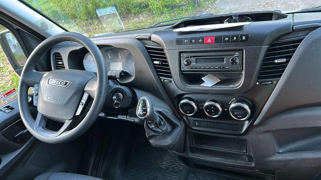 Iveco Daily brygadowka automat 18r sprowadzony