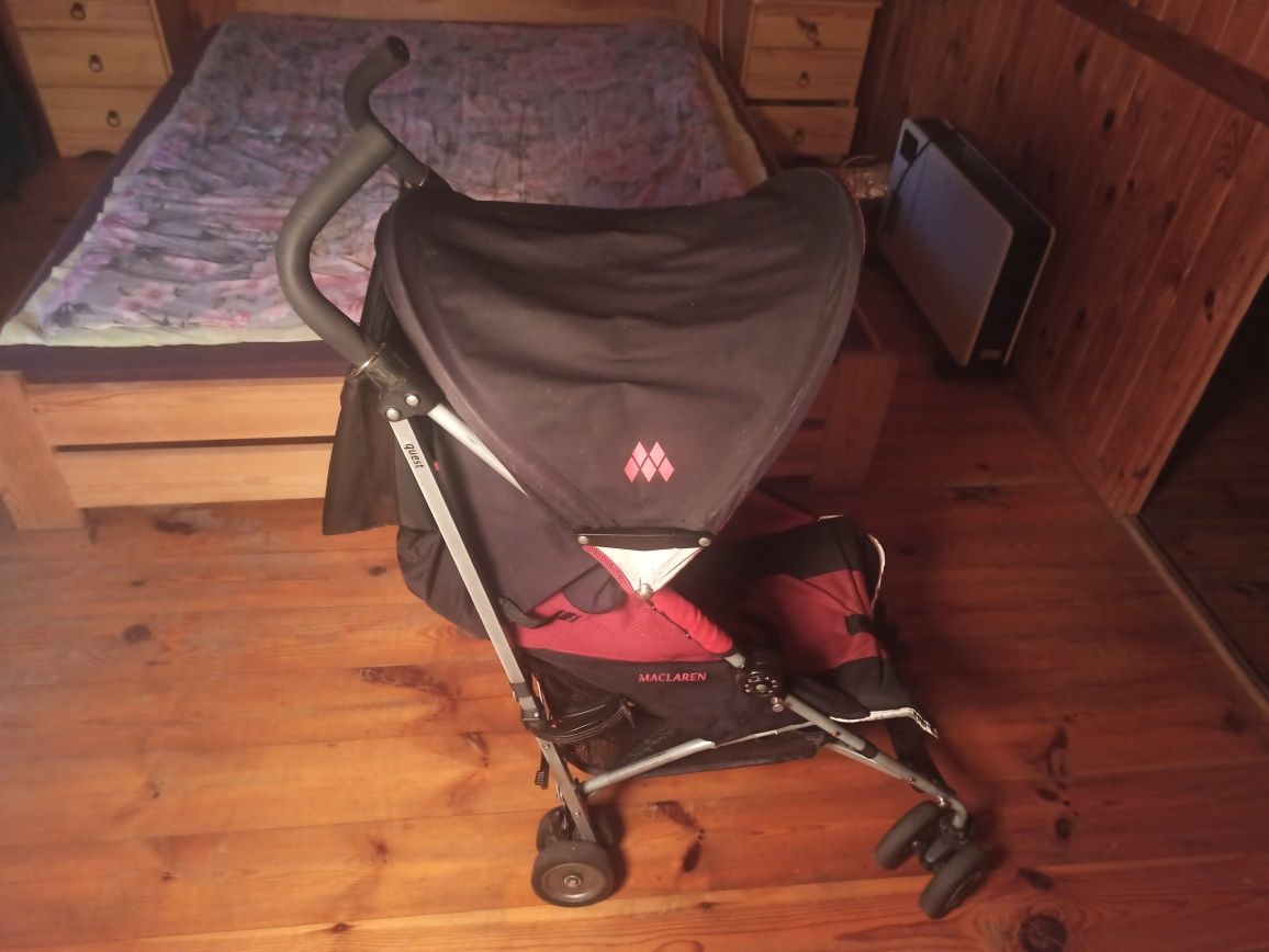 Wózek spacerowy typu parasolka marki Maclaren do 25kg