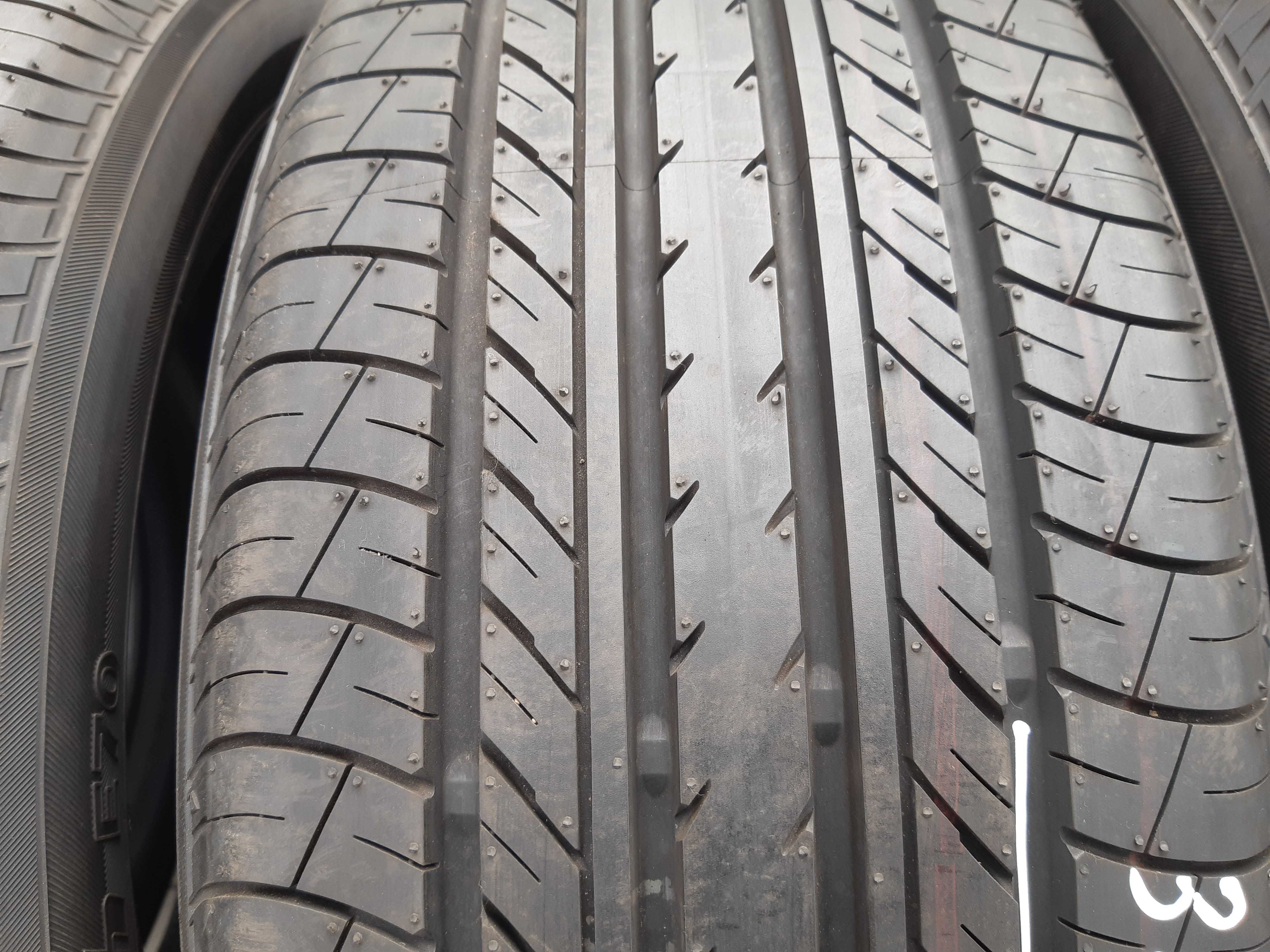 4x Opony 225 55 R 18 Yokohama BluEarth E70 4szt NOWE