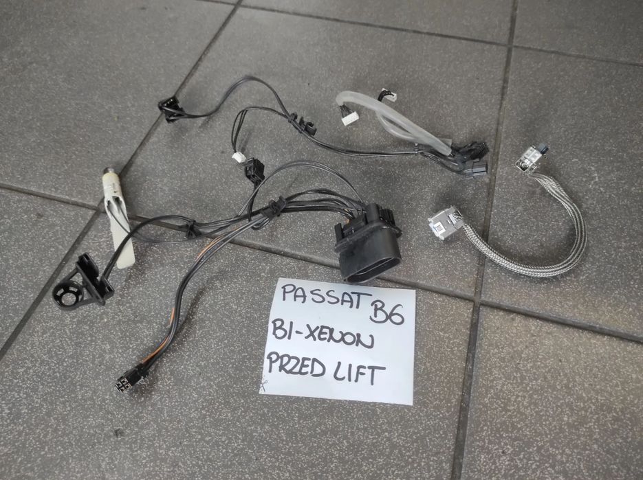 WIĄZKA INSTALACJA LAMPY VW PASSAT B6 PRZED LIFT BI XENON CAŁA SPRAWNA WYSYŁKA !!!!