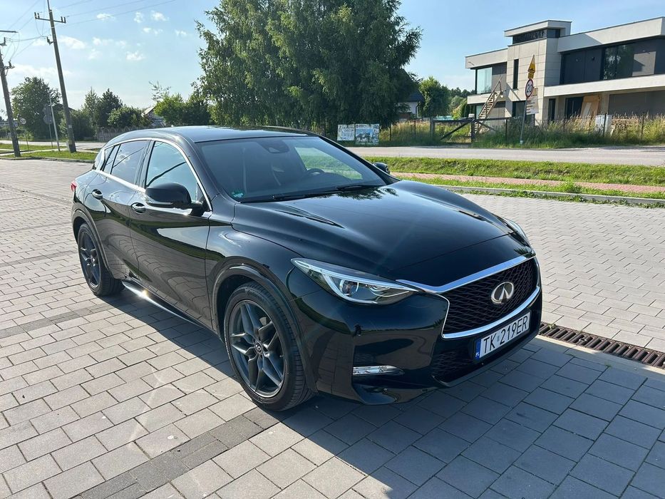 Infiniti Q30 Infiniti Q30s