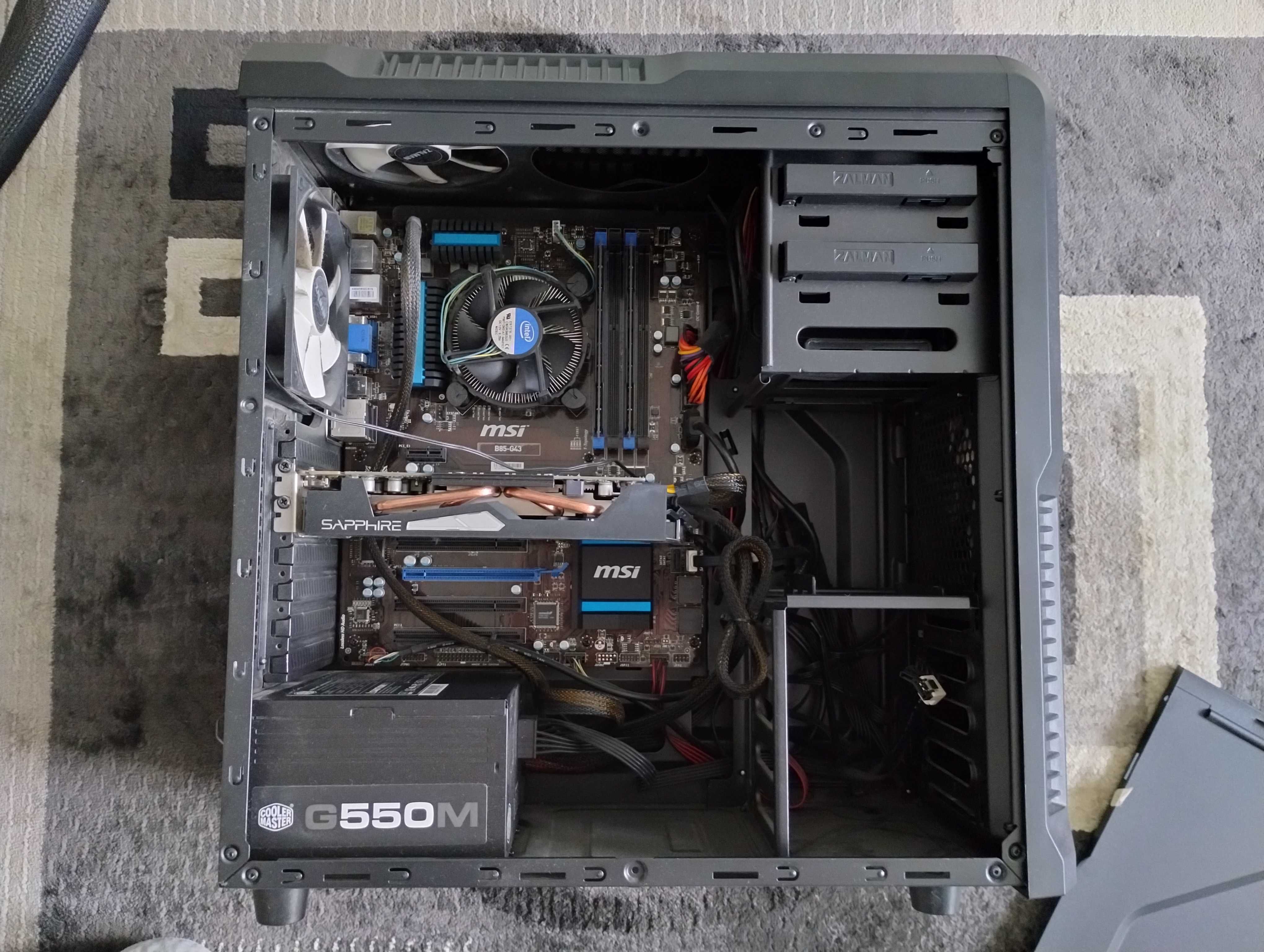 Komputer stacjonarny - Radeon R9 270X 2GB DDR5, 8GB RAM DDR3