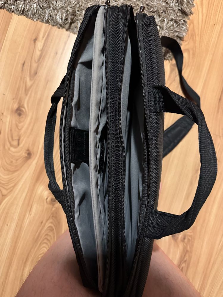 Torba na laptopa Wenger The Legacy Slim Case – Stan idealny!
