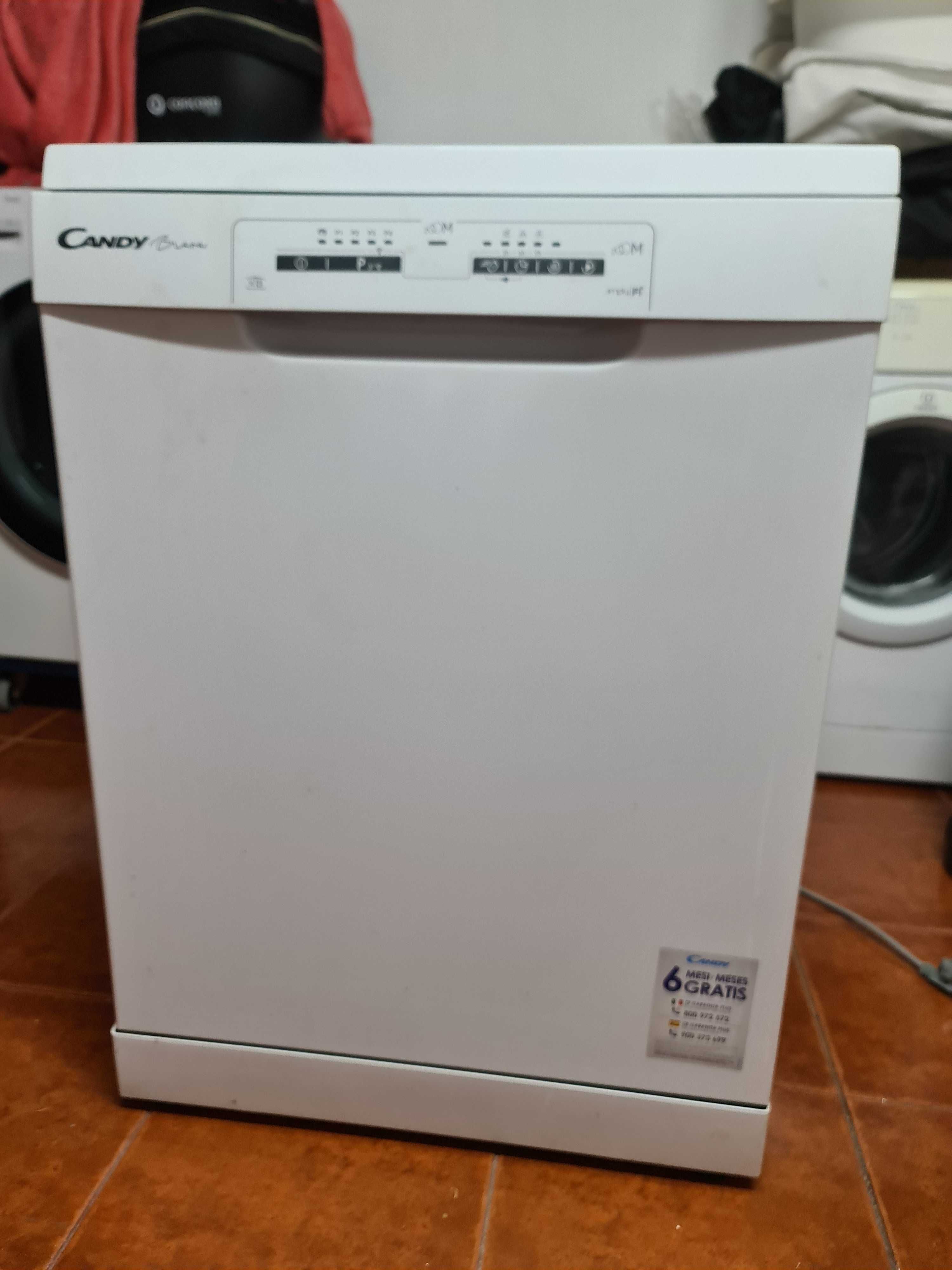 Máquina de lavar loiça Candy com garantia