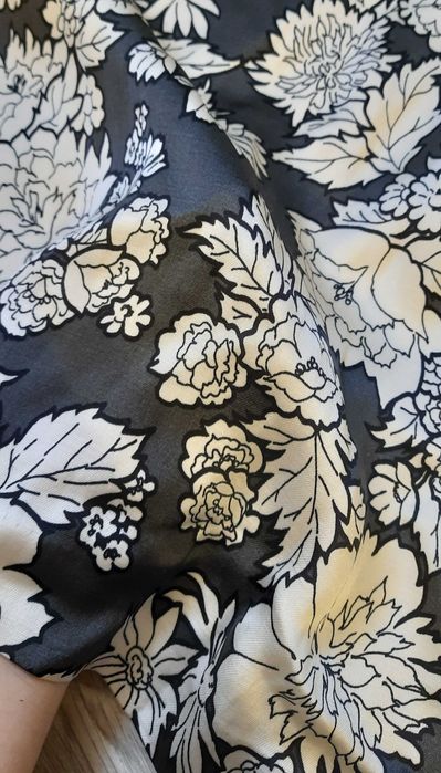 Нова сукня ARKET 2XL