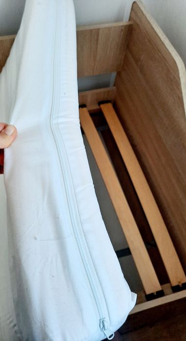 PILNIE - TYLKO DO 8.10. - Łóżko dla dziecka z materacem i szufladą na