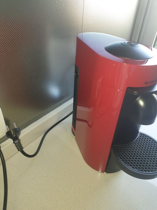 DELONGHI Nespresso Vertuo Plus