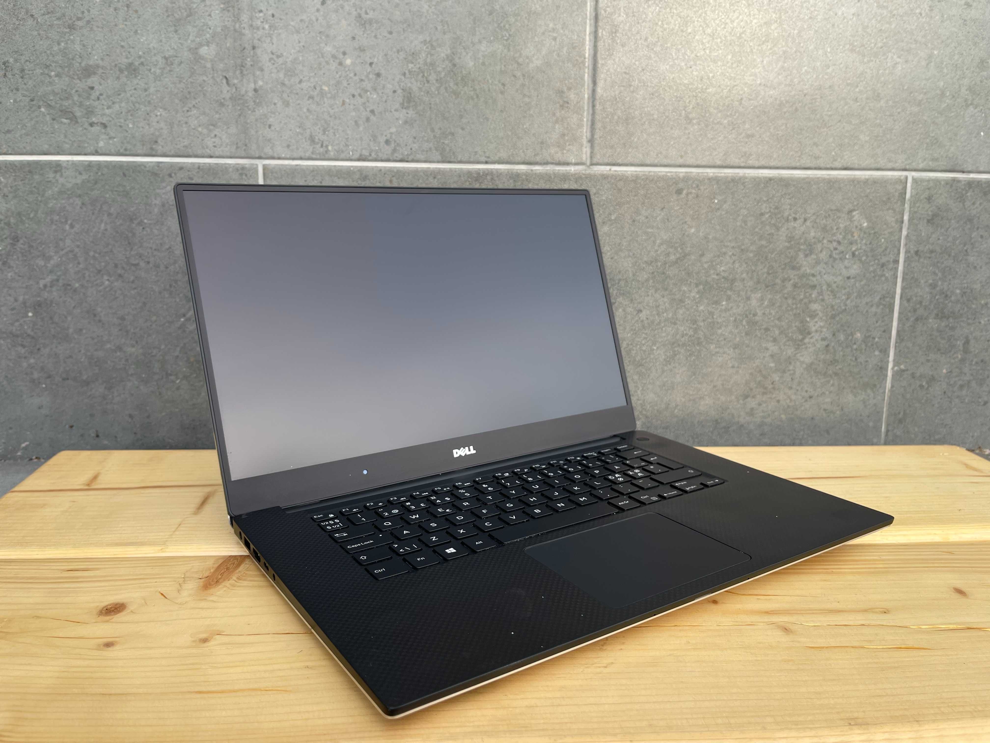 Ноутбук Dell Precision 5510/i7-6820HQ/32/1Tb/15.6/IPS/Nvidia M1000 4Gb