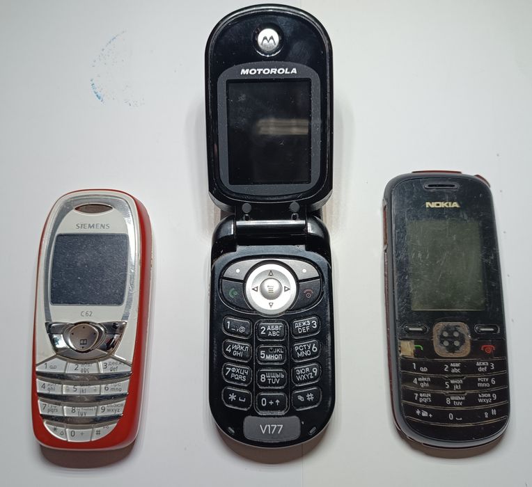 Телефоны на запчасти, в коллекцию