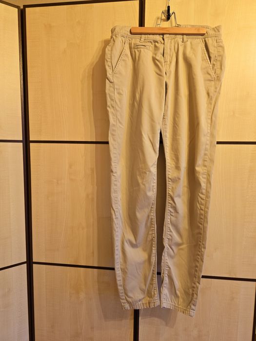 Chino чінос House чіноси