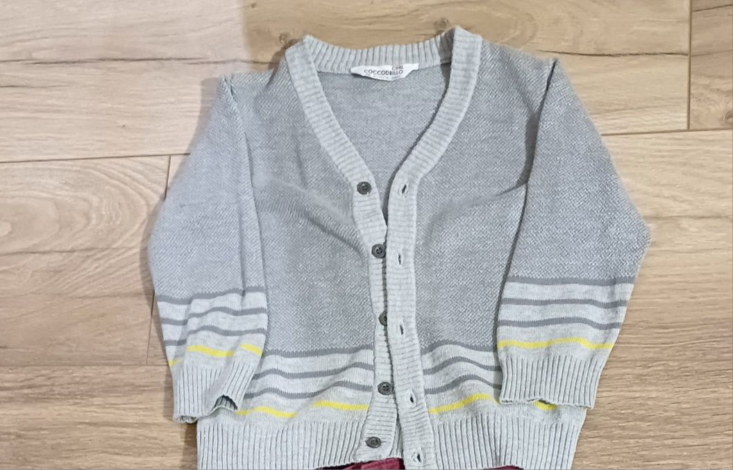 Elegancki sweterek chłopięcy Coccodrillo r. 98