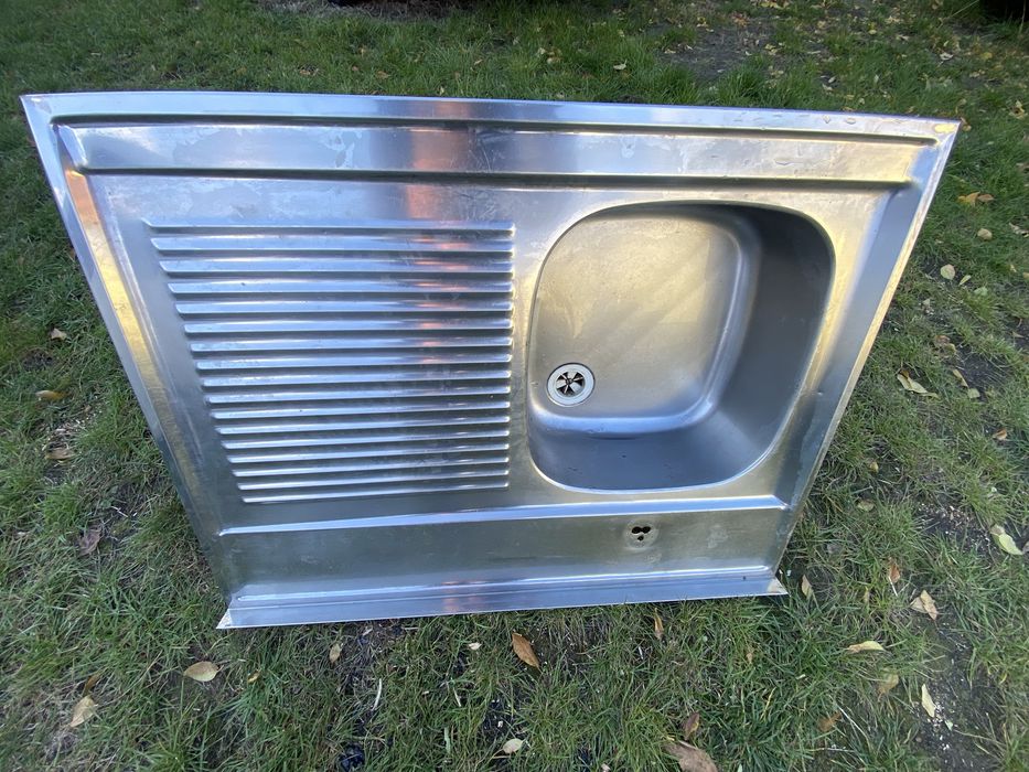 Zlew kuchenny ze stali nierdzewnej Pilnie