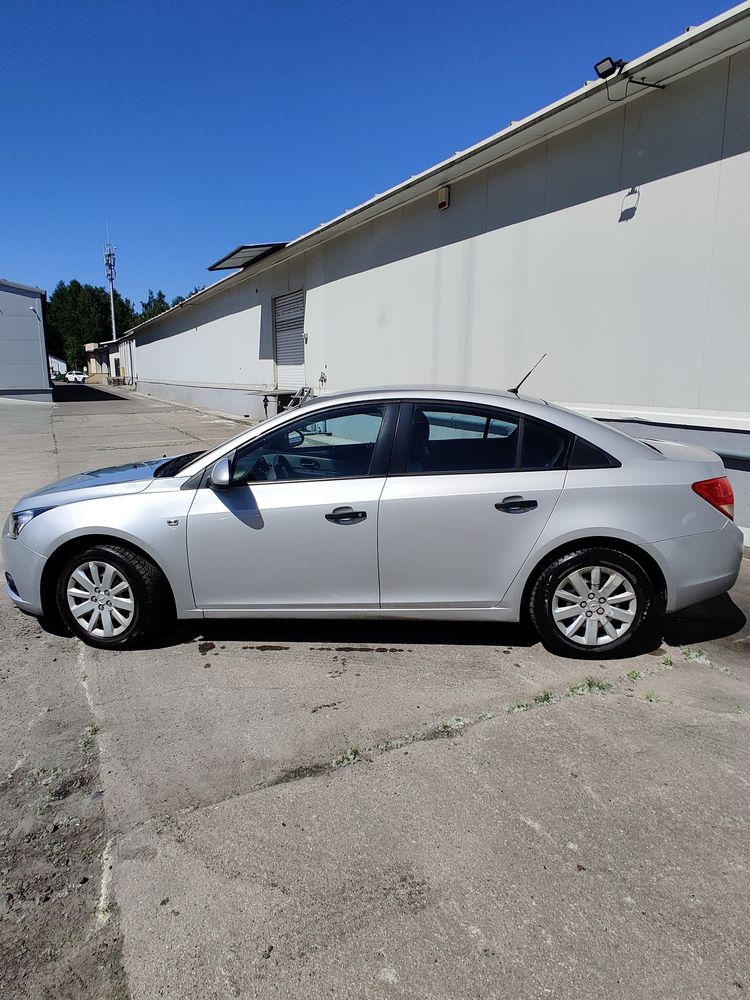 Chevrolet Cruze . 1.6 benzyna , 133k. Mozliwa zamiana