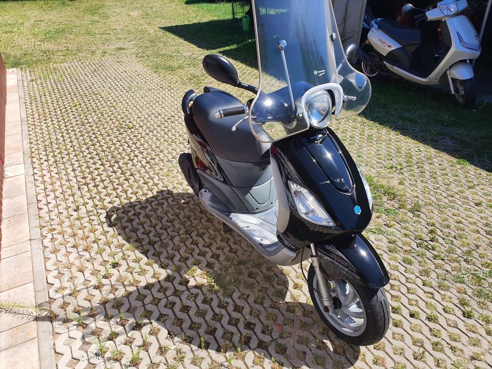 Skuter PIAGGIO FLY 50 4T w bardzo dobrym stanie TRANSPORT RATY wysyłka
