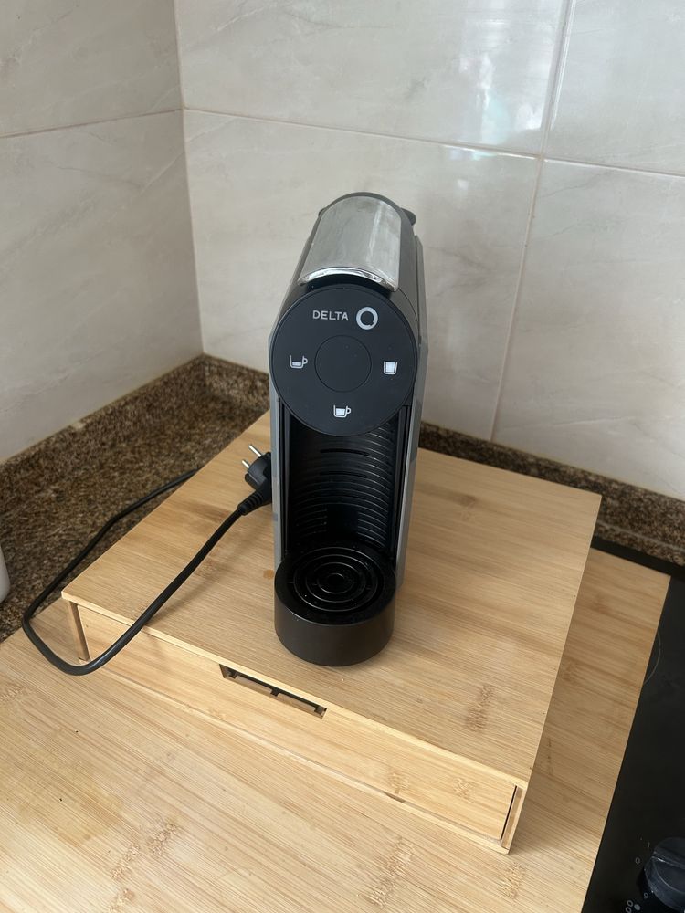 Máquina Café Delta Q Mini Qool