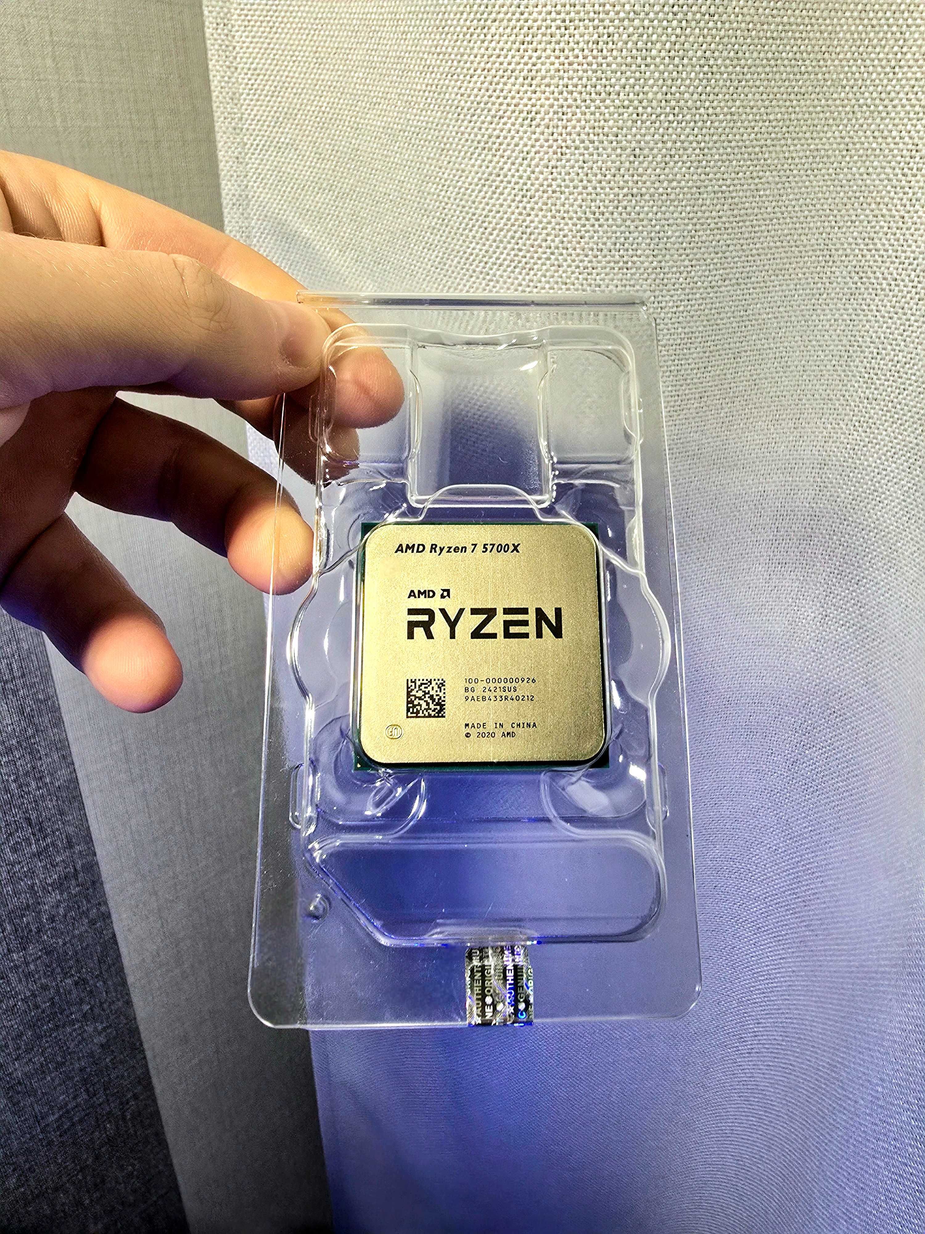 AMD Ryzen 5700x AM4 Новий з пломбами та гарантією, оптом та в роздріб