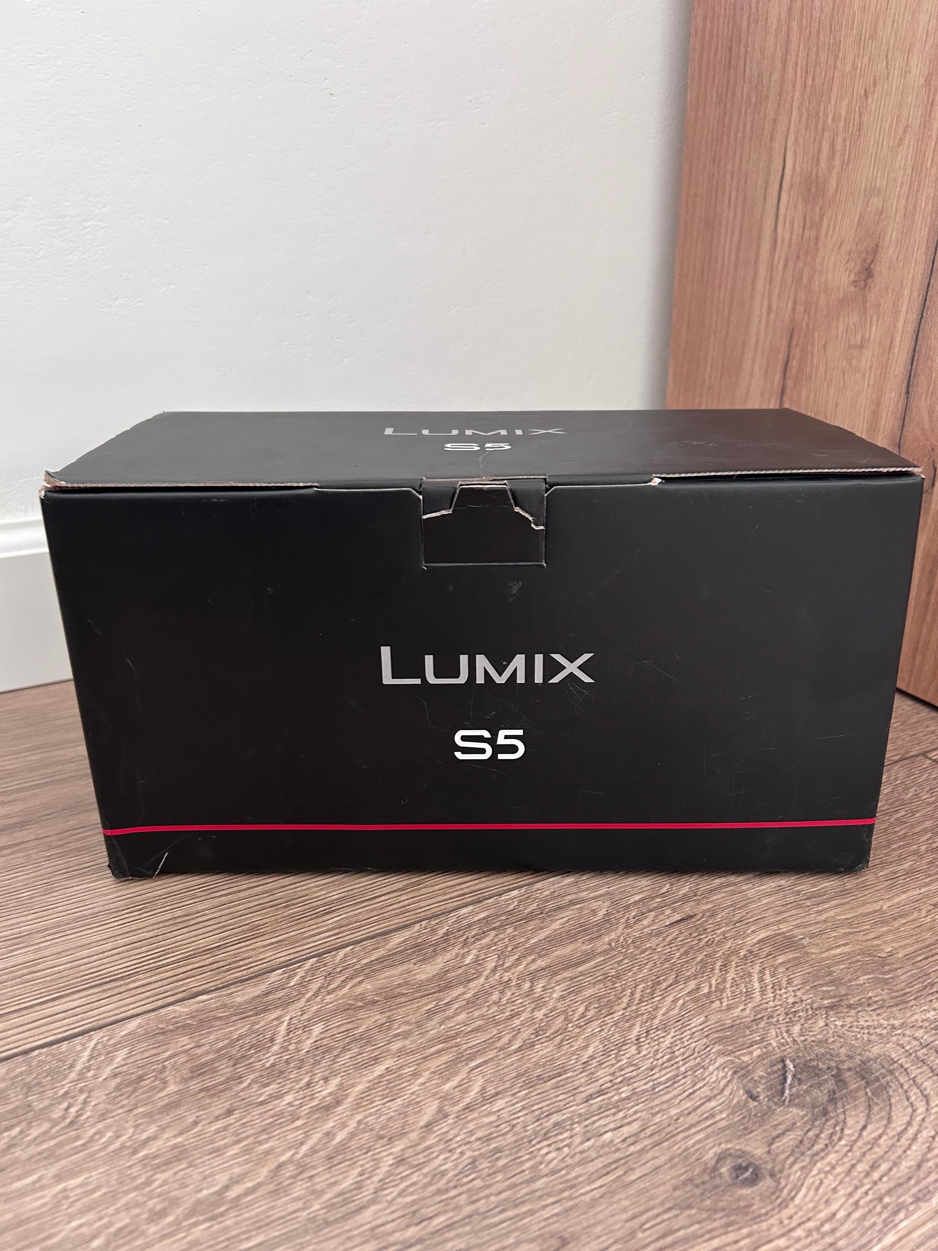 Lumix s5 + obiektyw